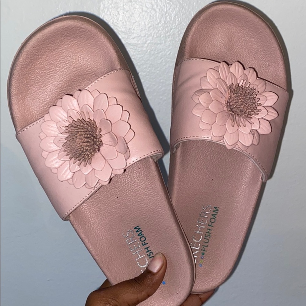 Flower sketches slides🌸